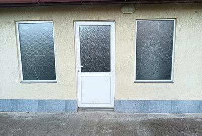 De inchiriat spatiu comercial - 1