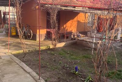 Casă cu 5 camere în Plosca - 2