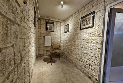 Spațiu comercial, de 100 mp, în Central - 4