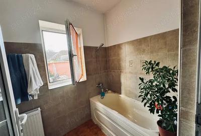 Proprietar vand casa - 2