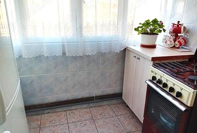 Apartament cu 3 camere decomandat în Găvana - 3