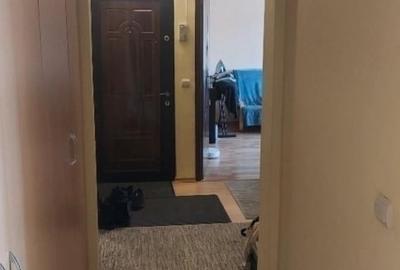 Apartament cu 3 camere decomandat în Păcurari