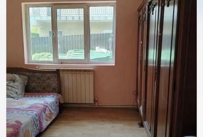 Casă cu 4 camere decomandat în Păcurari - 2
