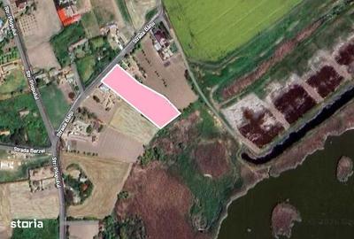 Teren de 3615 mp, în Jurilovca - 5