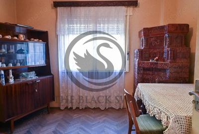 Casă cu 6 camere cu Teren 780 Mp în Central - 6