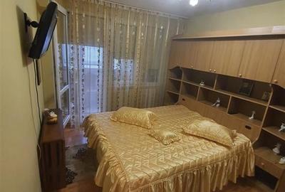 Apartament 3 Camere Semidecomandat Izvorul Crisului - 11