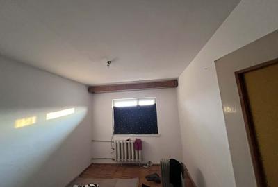 Apartament cu 3 camere decomandat în Central - 2