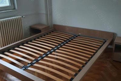 Spre inchiriere apartament 3 camere - 1