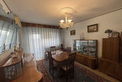 Apartament cu 4 camere decomandat în Central - 7