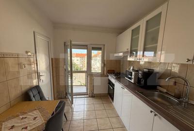 Apartament cu 2 camere decomandat, mobilat în Carpați 2 - 4