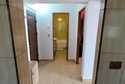 Vand apartament 2 camere situat in Vulcan - 2