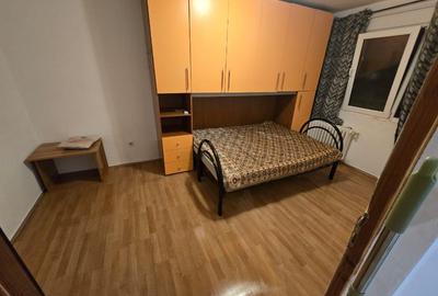 Apartament cu 2 camere decomandat în Galata - 3
