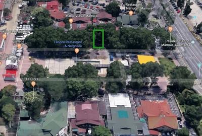 Teren cu vad comercial in Piateta Hotel Cazino Mamaia / POT 70% - CUT 4 - 4