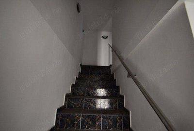 Casă cu 6 camere în Andronache - 5