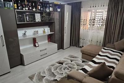 Apartament cu 2 camere decomandat în Tineretului - 2