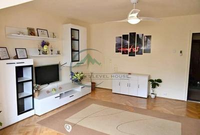 Apartament 3 camere, Judetean