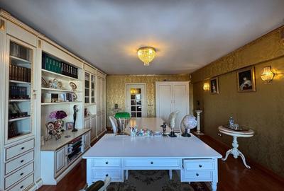 Apartament cu 3 camere decomandat, mobilat în Unirii