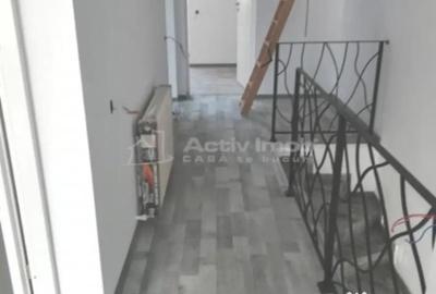 Casă cu 4 camere cu Teren 245 Mp în Prelungirea Ghencea