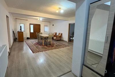 Casă cu Teren 1570 Mp în Central - 7