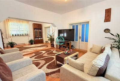 Vand casa cu 5 camere si teren 1040 mp in Toaca - 5