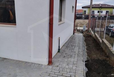 Casă individuală cu 4 camere cu Canalizare în Dezmir - 4