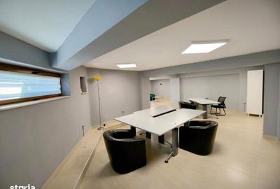 Spațiu comercial, de 85 mp, în Central - 6