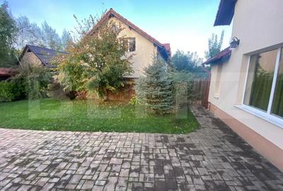 Casa de 4 camere, 240 mp, teren 1750 mp, in Valea Iubirii Casa de 4 camere, 240 mp, teren 1750 mp, in Valea Iubirii - 2