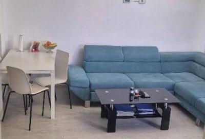Apartament cu 3 camere semidecomandat în Central - 2