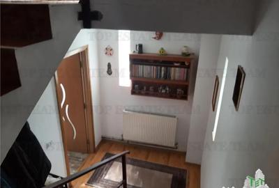 Casă cu 6 camere cu Teren 402 Mp în Bogdănești (Tomșani) - 10