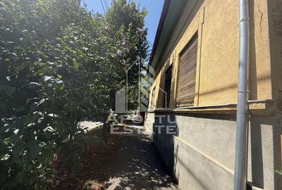 Casă cu 4 camere cu Canalizare în Central - 8