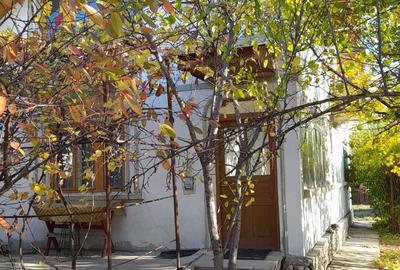 Casă cu 5 camere cu Teren 500 Mp în Mozăceni - 2