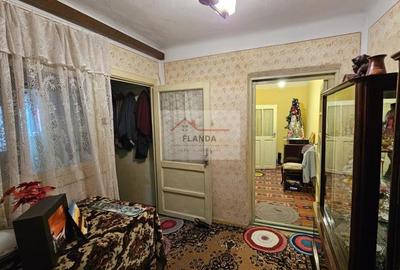 Casa Rahova zona Pucheni, str Garoafei - 12