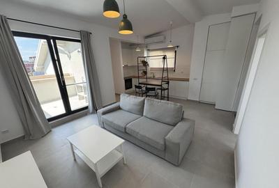 Apartament cu 3 camere semidecomandat, mobilat în Tineretului - 2