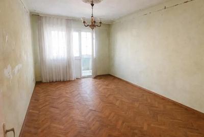 Apartament cu 3 camere decomandat în Central - 8