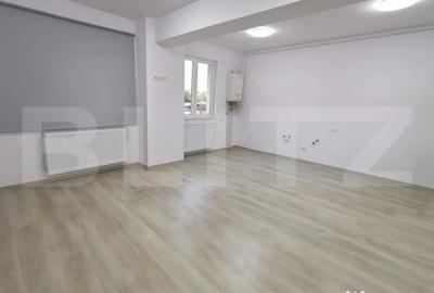 Apartament cu 2 camere semidecomandat în 9 Mai