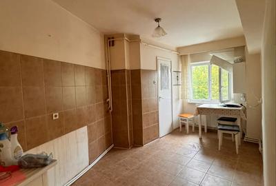 Ap.4 camere etj 1 b-dul Decebal - 11