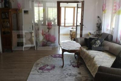 Casă cu 4 camere cu Garaj în Central - 4