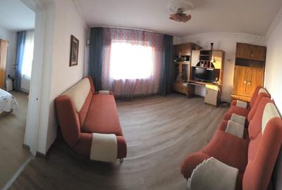 Apartament 2 camere elegant, semidecomandat, etaj 3 - Str. Minerilor, Tg-Jiu - 1