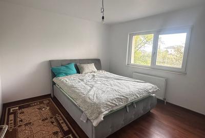 Apartament cu 3 camere decomandat, mobilat în Nicolina - 1