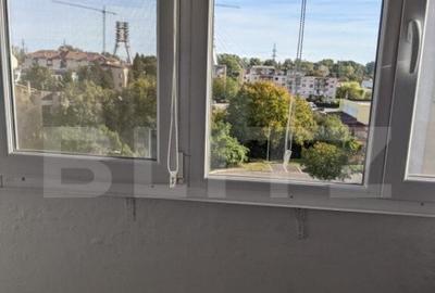 Apartament de vanzare, 4 camere, 112 mp, cartierul Soarelui - 2