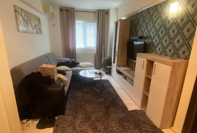 Apartament cu 3 camere decomandat în Central - 4