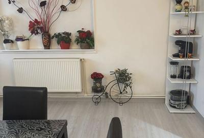 Casă cu 4 camere în Central - 1