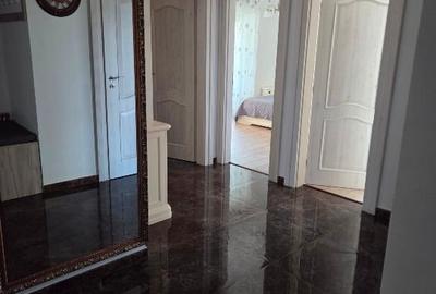 Apartament cu 3 camere decomandat, mobilat în Nicolina - 11
