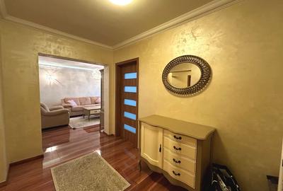 Apartament cu 3 camere decomandat, mobilat în Cetate - 2