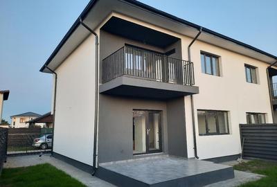Duplex cu 4 camere în Gulia