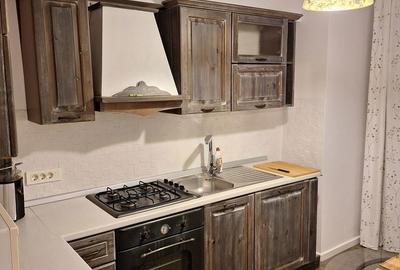 Apartament cu 2 camere, mobilat în Calea București