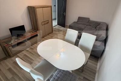 Apartament cu 3 camere decomandat în Independenței - 5