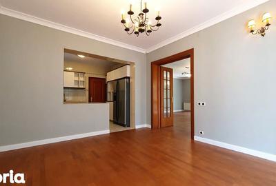 Casă cu 7 camere cu Teren 600 Mp în Central - 18