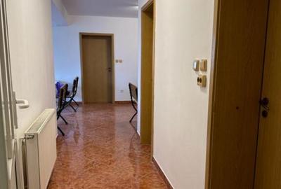 Apartament muncitori zona Sagului - 22