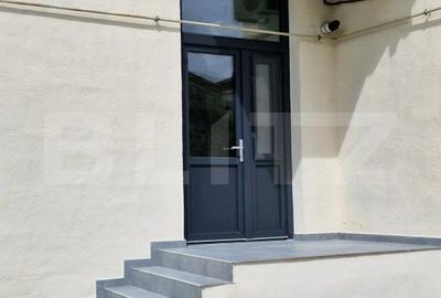 I.C.Bratianu Spatiu de birouri de 60 mp - recent renovat, ideal pentru activita - 12